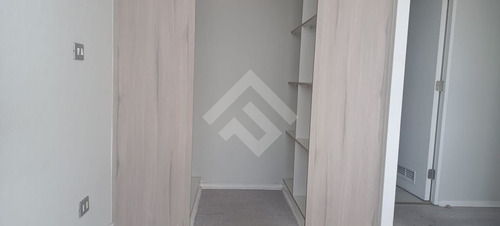 Departamento En Venta De 2 Dorm. En La Cisterna