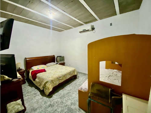 Casa En Venta Con Local Comercial Santa Rosa Maracay Estado Aragua