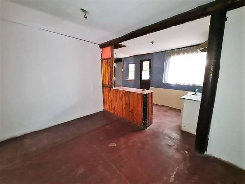 Casa En Sector Maipú Con Bernardo Ohiggins, Comuna De Buin