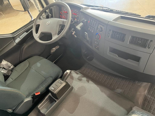 Caminhão Volvo Vm290lx Ishift 6x2 Munck Madal Md45007 2025