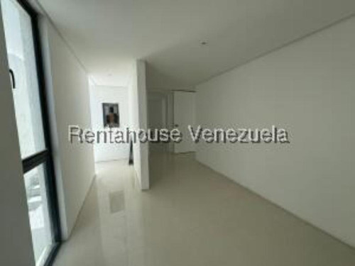 #25-18155 Hermosa Casa En Prados Del Este