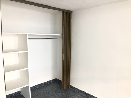 Casa Amplia Con Rec Con Baño Pb, Bodega, 4 Rec 2.5 Baños Lomas Boulevares Tlalnepantla