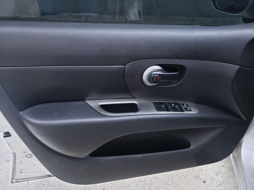 Livina Sl Automático C/ Kit Gás