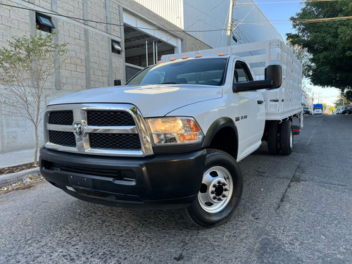 RAM 4000 5.7 Chasis Cabina Pl 4x2 Mt
