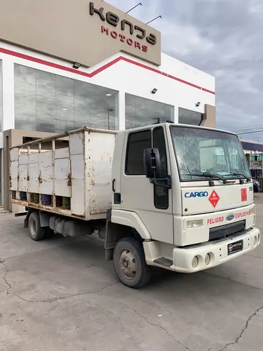 Cargo 915 E
