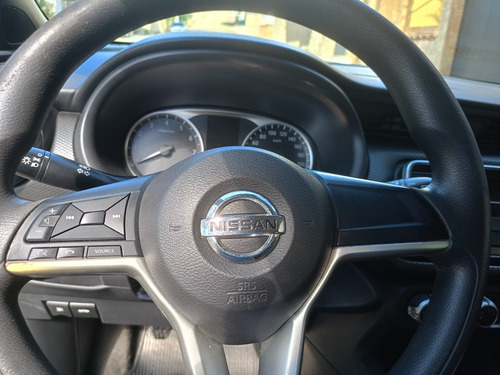 Nissan Kicks 1.6 16v S 5p
