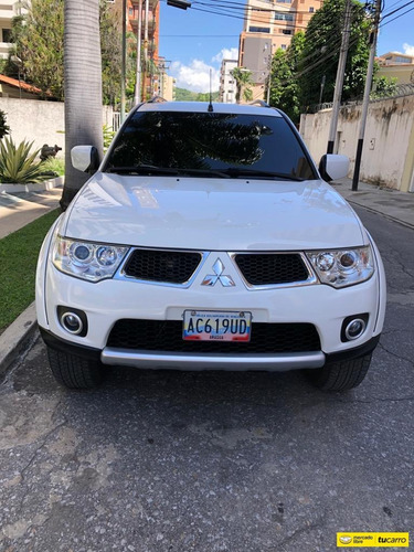 Imagen 2 de 9 de Mitsubishi Montero Sport 4x4