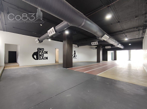 Renta - Local - Corner 15 - 592 M2 - Piso 2