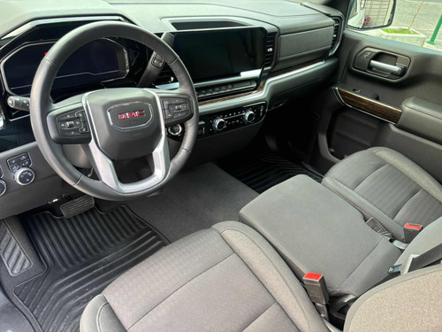 GMC Sierra 5.4 Cabina Regular Sle 4x4 At