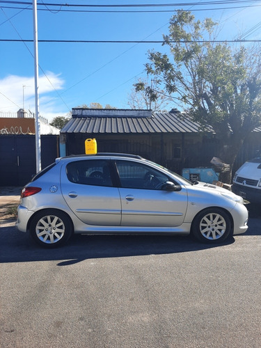 Peugeot 207 Xt Sedan 1.6 5ptas