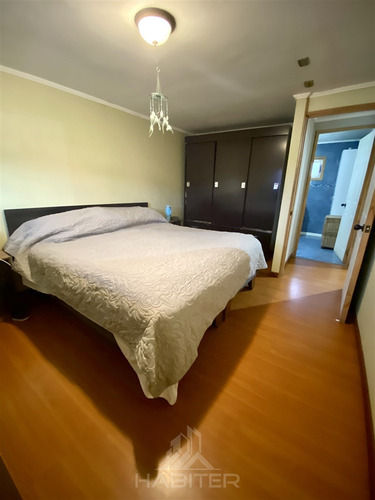 Linda Casa En Venta De 4 Dorm. Bombero Garrido, Curicó