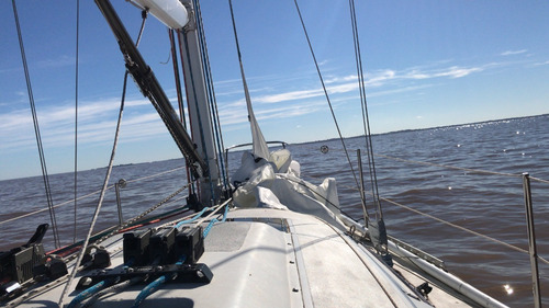 Imagen 16 de 25 de Velero Lotz 270