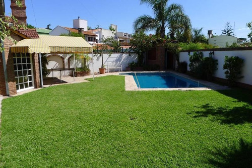 Imagen 14 de 29 de Barrio Parque Saavedra-magnífico Chalet Con Parque Y Piscina! Impecable Estado!