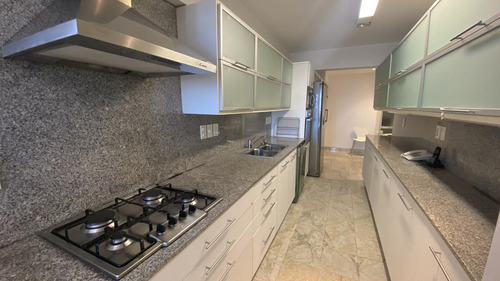 Apto, Vista Al Mar, Parrillero Propio, 3 Dorm Mas Servicio