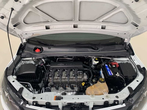 Imagem 5 de 15 de Chevrolet Onix Hatch Activ 1.4 8v Flex 5p Mec 2019