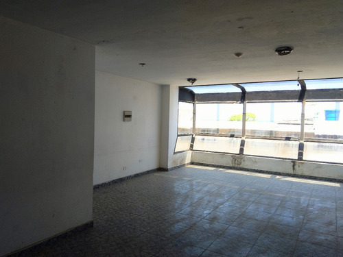 Edificio Local Comercial En Venta En Caraballeda, La Guaira 1200m2 4niveles 15pe (cbe)