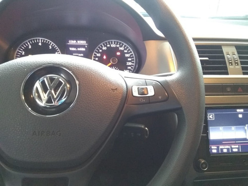 Imagem 7 de 8 de Volkswagen Fox 1.6 Msi Total Connect
