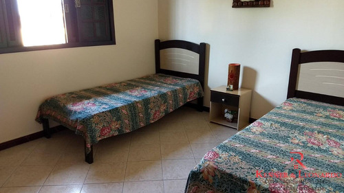 Imagem 10 de 21 de Casa Em Itaipuaçu Com 4 Quartos, Piscina E Churrasqueira - 448