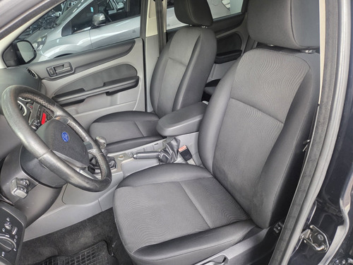 Ford Focus 1.6 GLX 16V FLEX 4P MANUAL