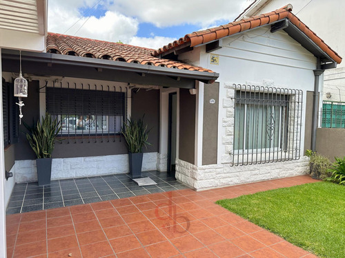 Casa En Adrogué