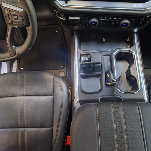 Chevrolet Silverado 5.3 V8 High Country