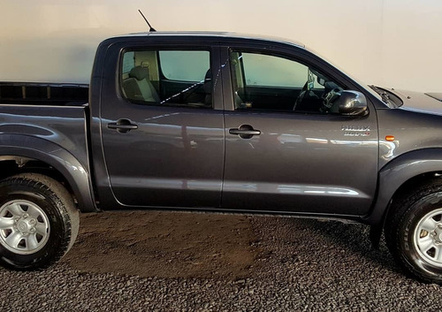 Toyota Hilux 3.0 Cd Sr 171cv 4x4 - C3 2014