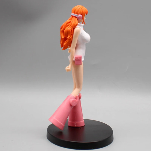 Figura Nami One Piece Traje Arco Egghead Futuro Pvc