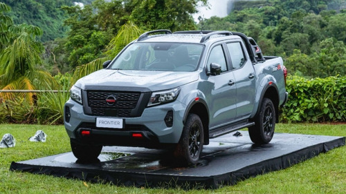 Imagen 6 de 15 de Nissan Frontier 2.3 S Cd 4x4 Mt
