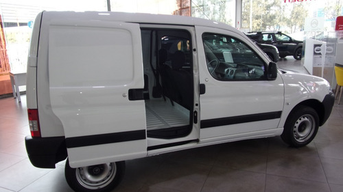 Imagen 16 de 20 de Citroen Berlingo Furgon 1.6 Hdi