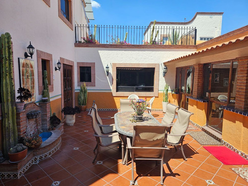 Casa En Venta Tipo Hacienda De Un Piso En Juriquilla Queretaro
