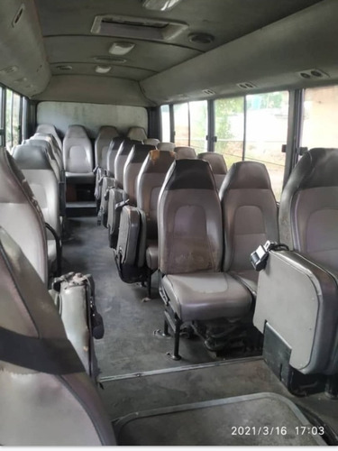 Imagen 2 de 5 de Servicio Privado De Transporte De Personal A Empresas