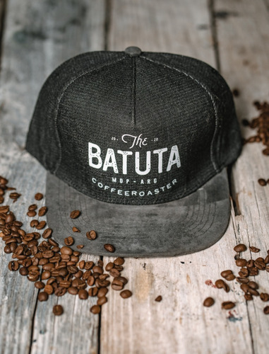Imagen 2 de 2 de Gorra Batuta Negra - Batuta Roasters