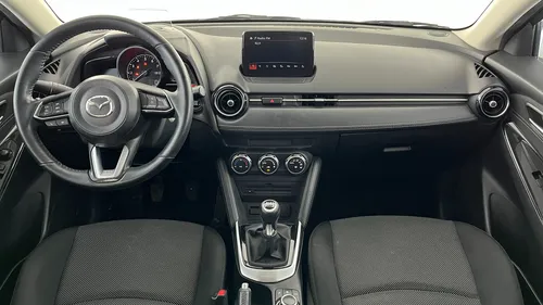 Mazda 2 GRAND TOURING