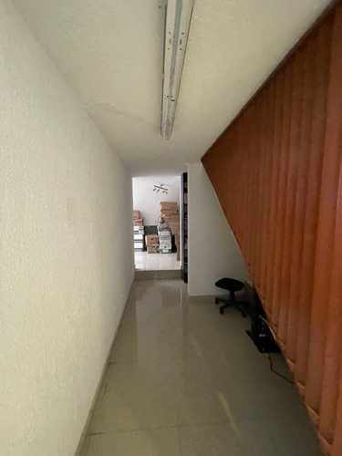 Imagen 19 de 30 de Casa Para Oficinas Con Uso De Suelo S
