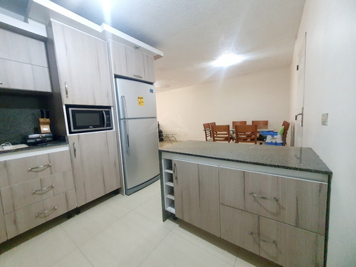 Imagen 3 de 11 de Town House En Res. Villa De Campo