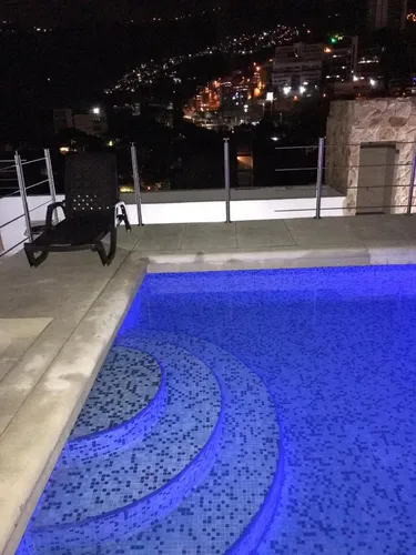 Se Vende Hermoso Apartaestudio En La Flora, En 3 Piso Con Ascensor Para Rentas Cortas O De Larga Estancia Totalmente Amoblado En Cali-valle Del Cauca