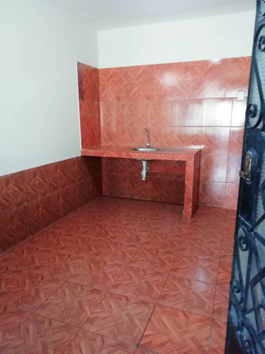Alquilo Minidepartamento En Primer Piso Para Pareja O Srta En Los Olivos