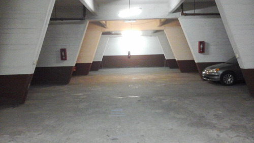 Imagen 15 de 17 de Departamento De 2 Ambientes Con Cochera Fija. Zona Alberti.