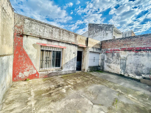 Casa 5 Ambientes En Venta En Lomas De Zamora A Reciclar!