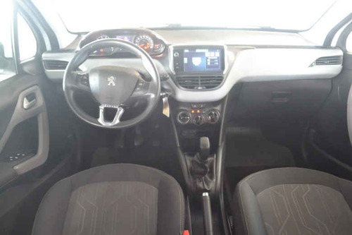 Peugeot 208 Active 1.2 12v (flex)