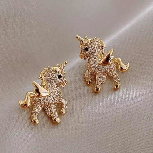 Imagen 2 de 4 de Aros Importados Unicornio Baño De Oro Amarillo Y Circones