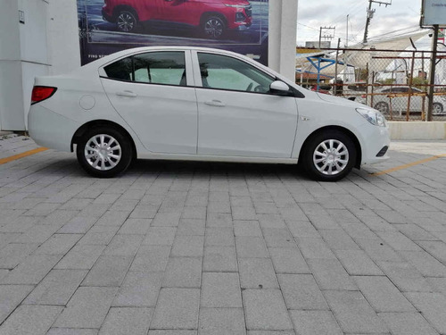 Imagen 6 de 15 de Chevrolet Aveo 2020 4p Ls L4/1.5 Aut (b)