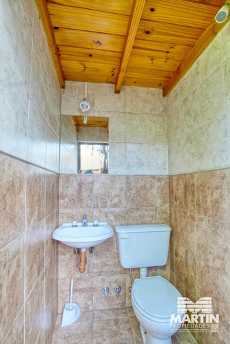 Casa 6 Ambientes, 7 Cuadras De Av. Maipú, Suite, Toilette, Play, Cochera Y Jardín.