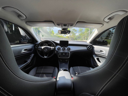 Imagem 14 de 15 de Mercedes-benz Classe Gla 1.6 Cgi Advance 16v Turbo Flex...