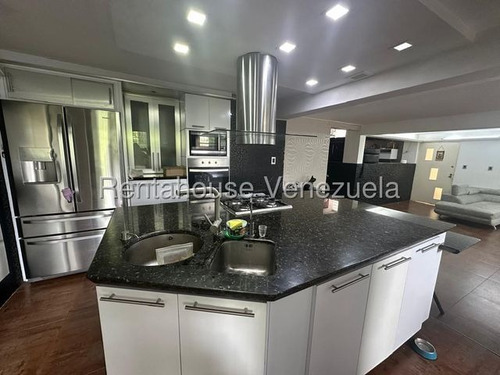 Apartamento Duplex Piso Bajo Con En Venta Montalban I Res. Pozo De Agua Fanny Calderon Rentahouse