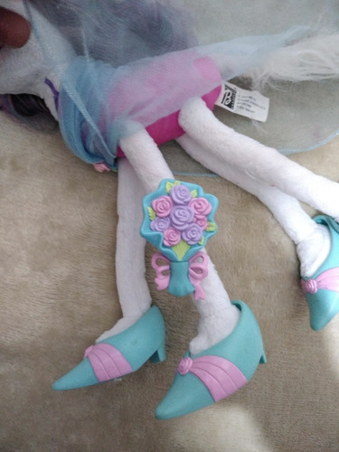 Barbie Top Model Básics Rubia Peluche Gatita Con Zapatillas (Usado)