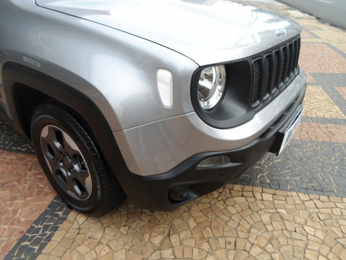 Imagem 8 de 12 de Jeep Renegade 1.8 Automatico