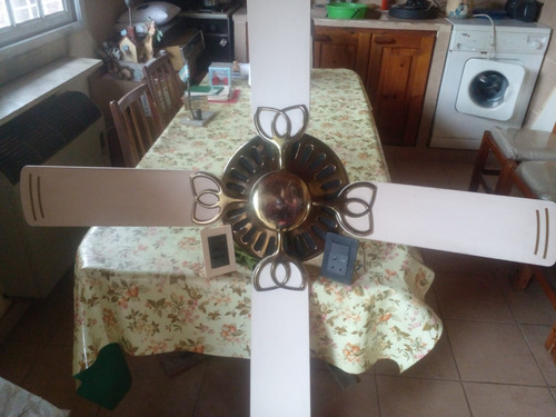 Ventiladores De Piso Y Techo Muy Buen Estado 1.27 M Blanco Blanco Plástico 3 (Usado)