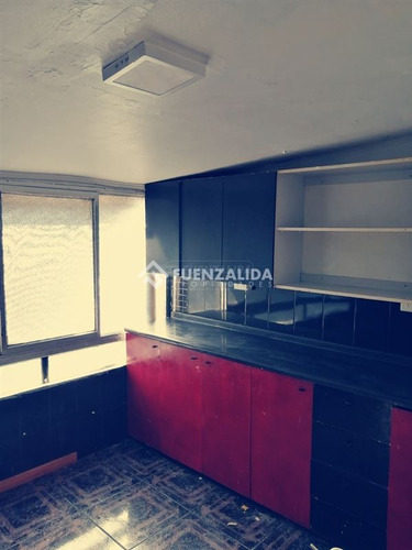 Departamento En Venta De 2 Dorm. En Maipú