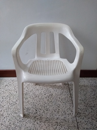 Silla Manaplast Con Apoya Brazos